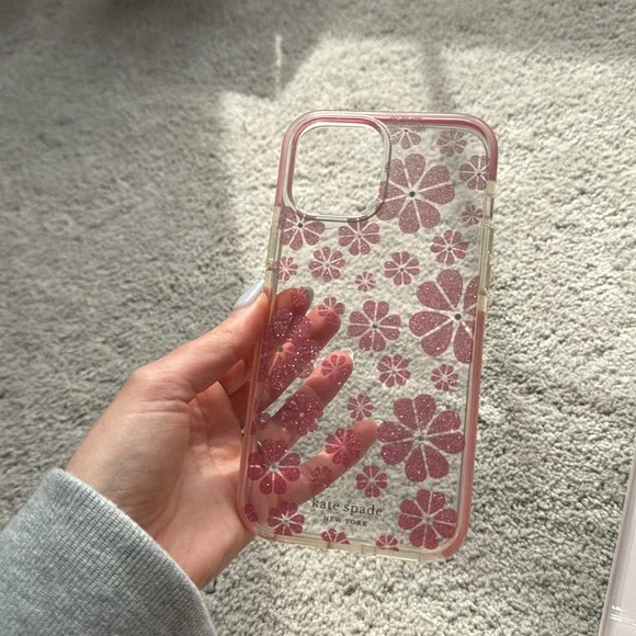 Kate Spade iPhone 12 Pro Max Case - Picture 4 of 7